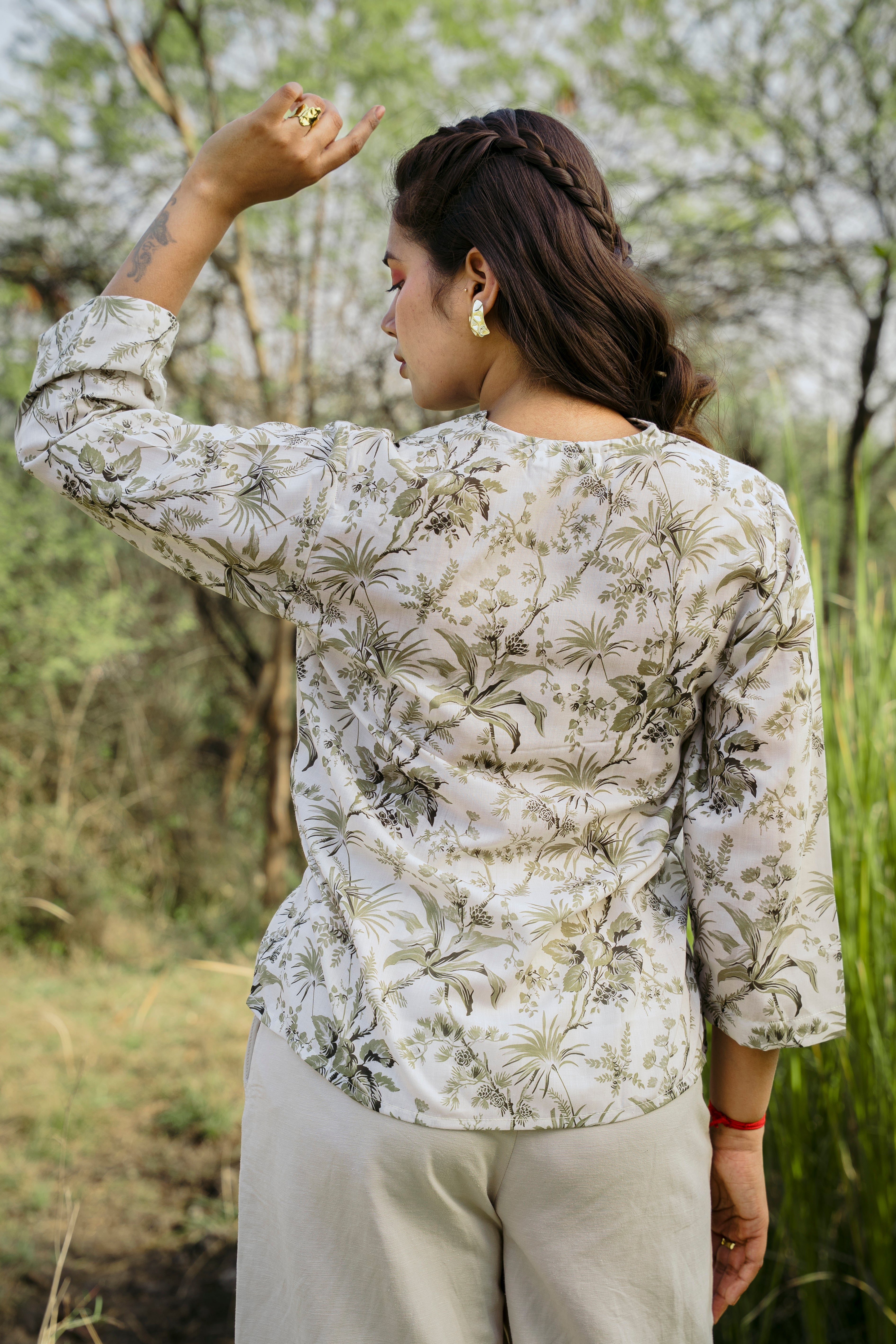 OLIVE BOTANICAL PEPLUM TOP