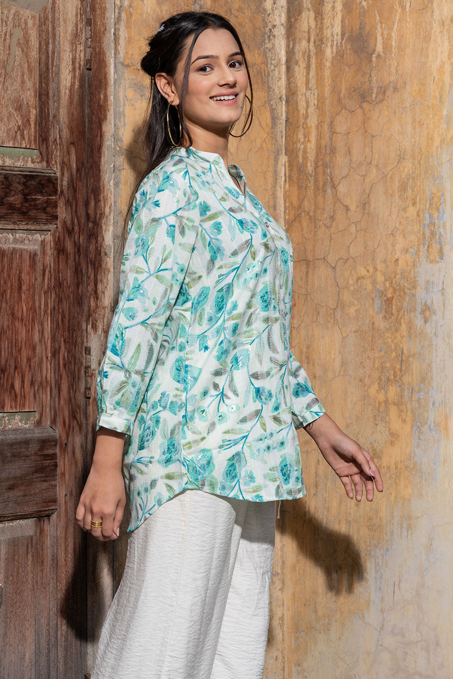 Rosy Blue blossom top