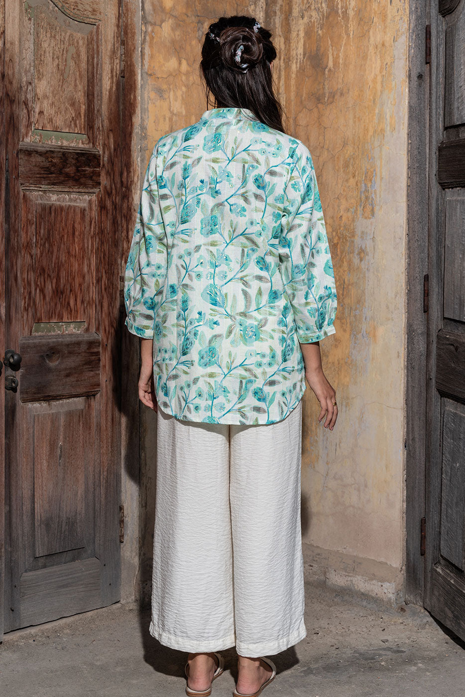 Rosy Blue blossom top