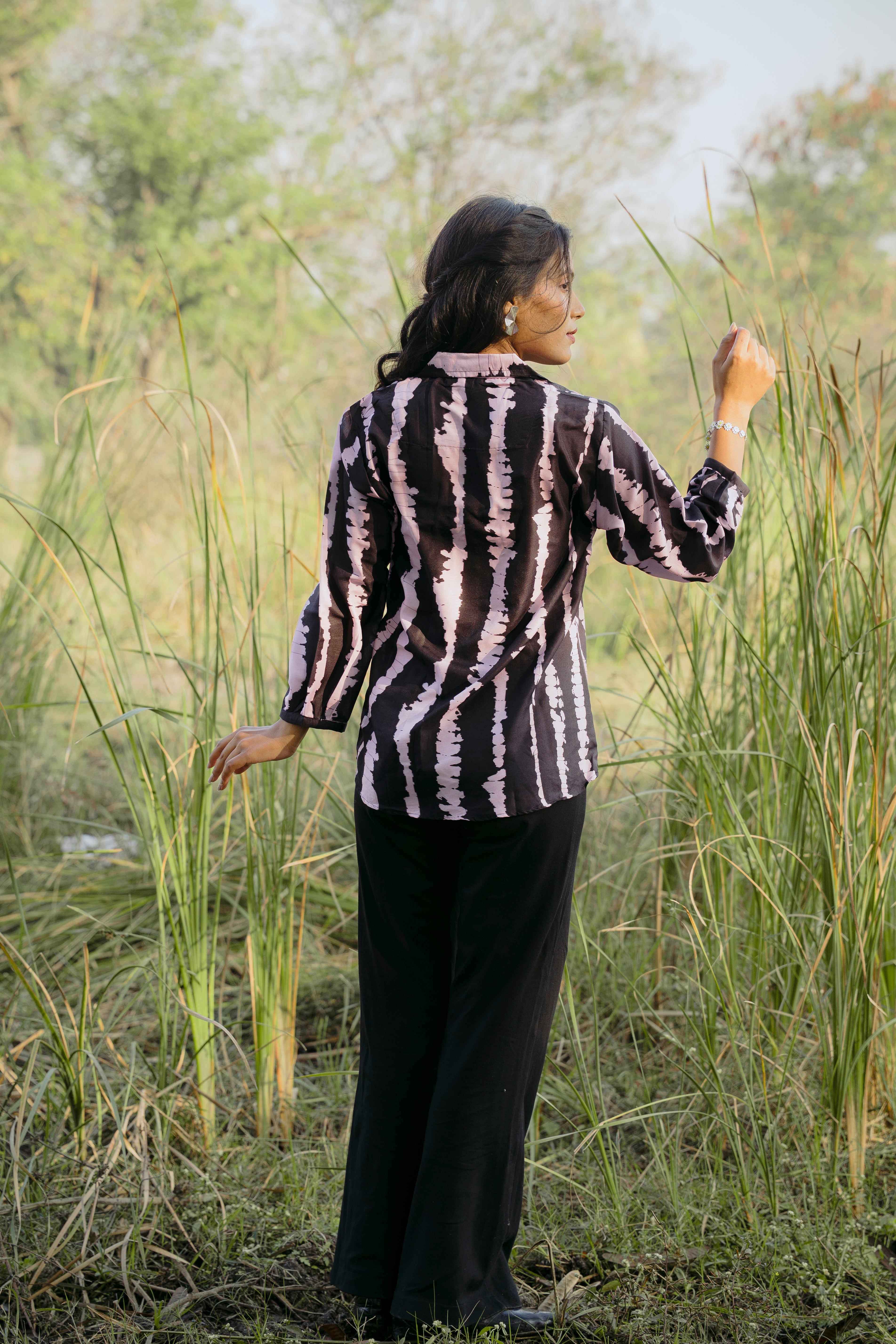 NOIR BLUSH  WAVE TOP